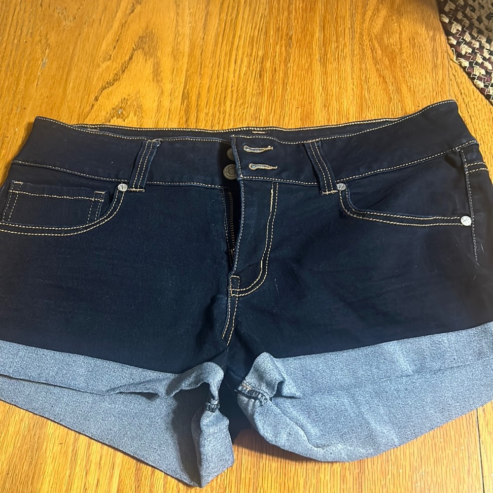 Paris blues denim shorts